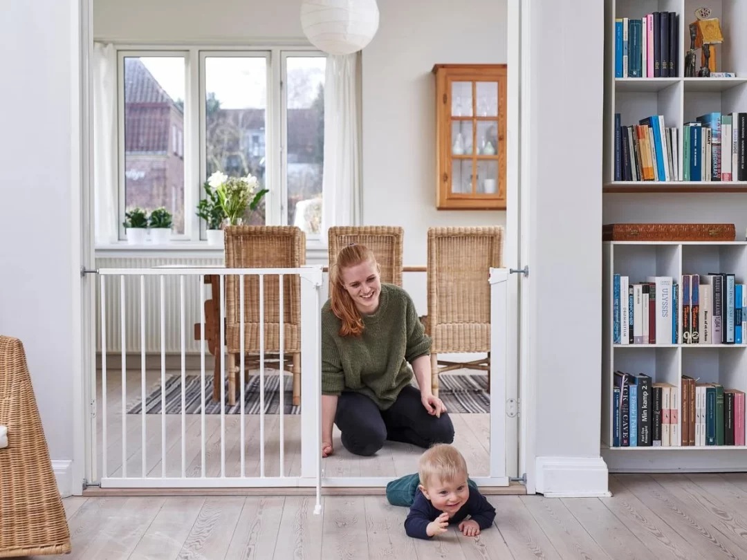 how to baby proof house for crawling